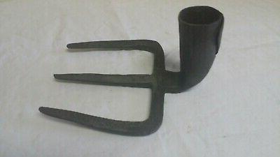 outil ancien peugeot en acier forge pour